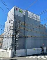 イーストテラス